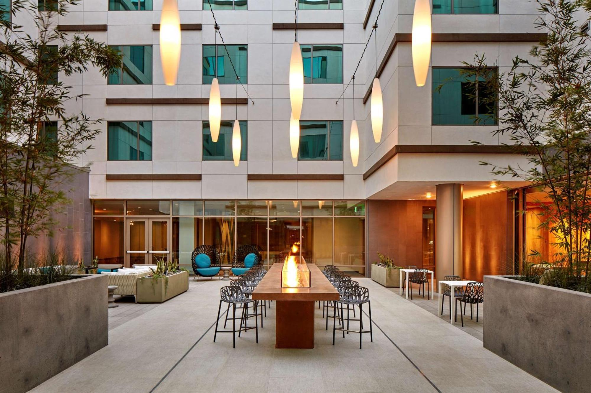 Homewood Suites By Hilton San Diego Downtown/Bayside Exteriör bild